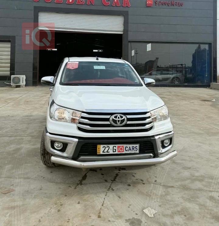 تويوتا هايلوكس